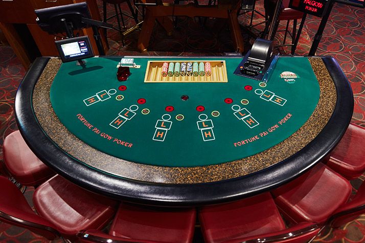 Jackpot Pak کیسینو میں پوکر گیمز
